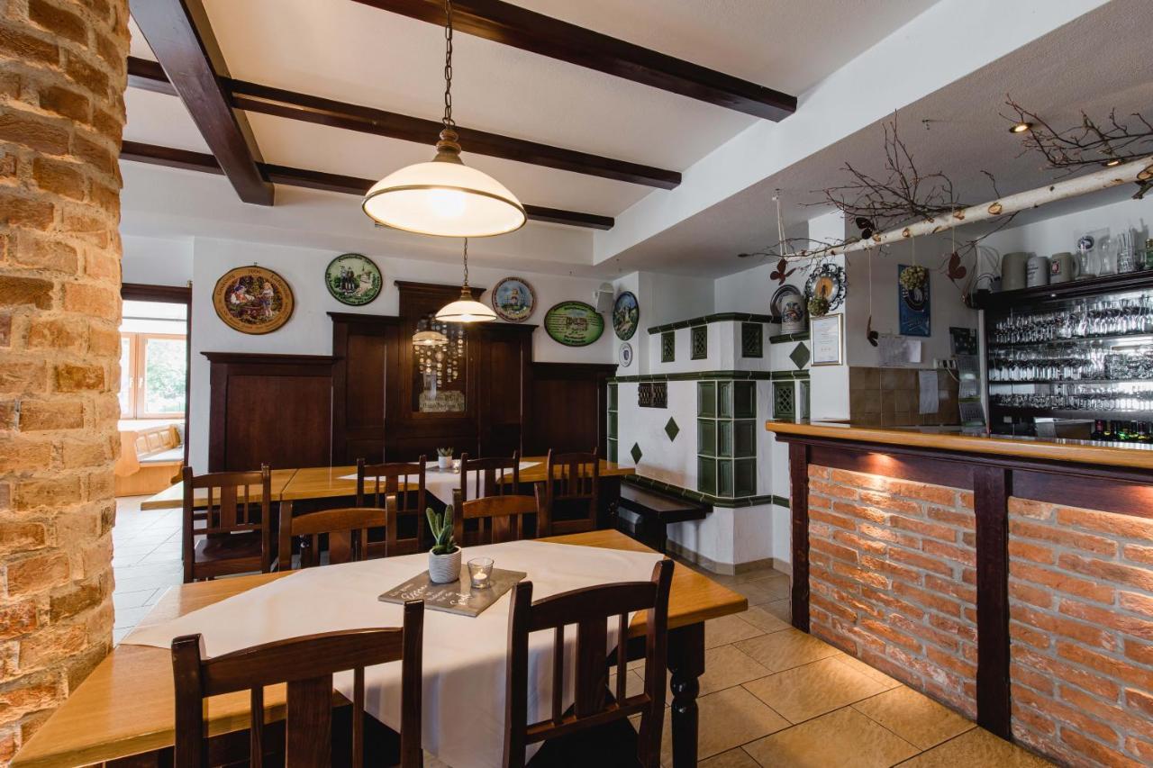 Gasthaus Hotel Ostermeier Attenkirchen Bagian luar foto