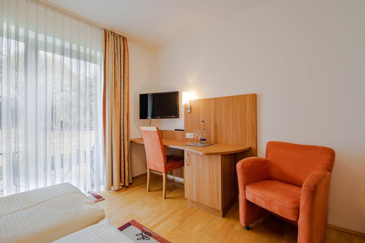 Gasthaus Hotel Ostermeier Attenkirchen Bagian luar foto