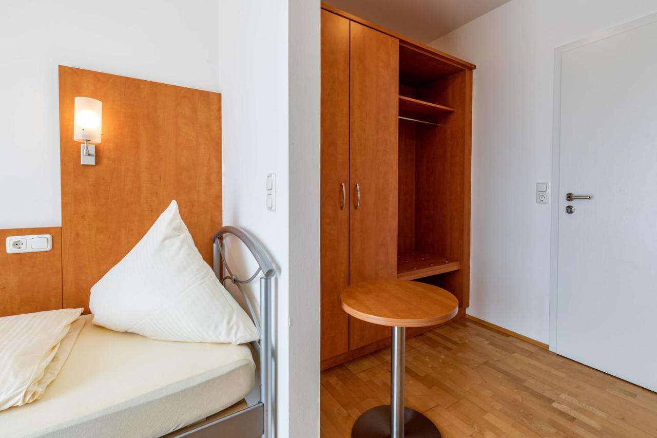Gasthaus Hotel Ostermeier Attenkirchen Bagian luar foto