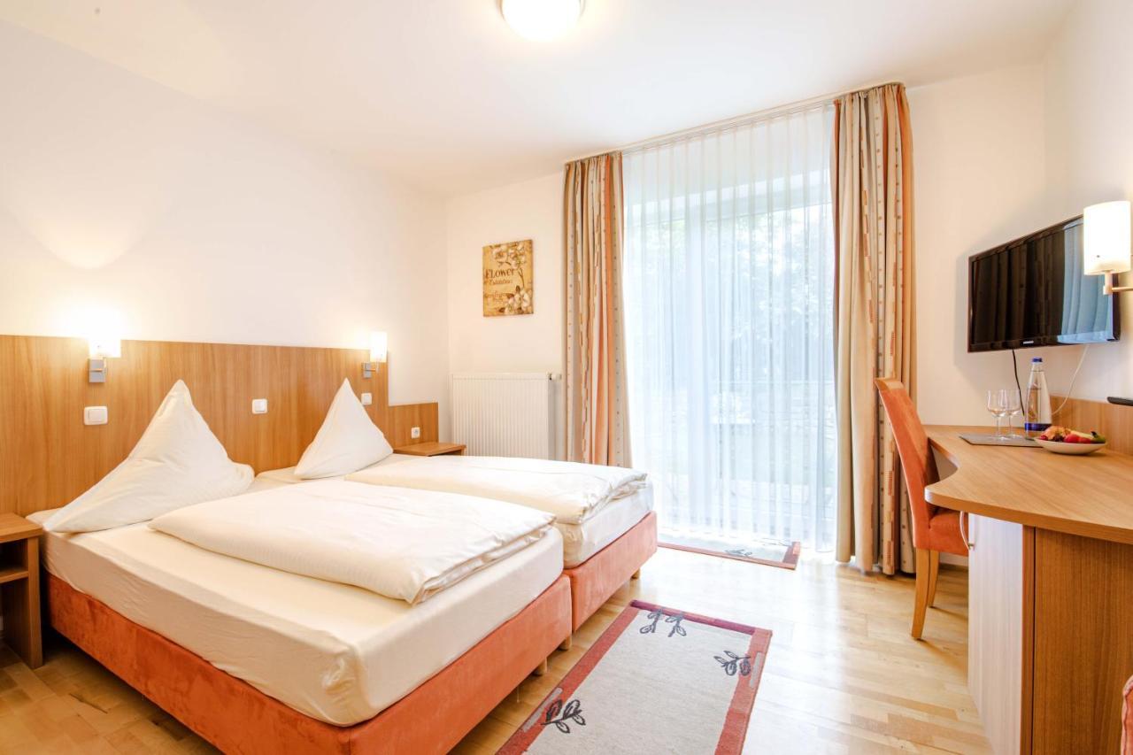 Gasthaus Hotel Ostermeier Attenkirchen Bagian luar foto